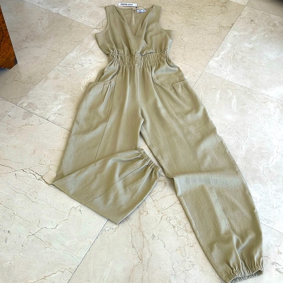 NWT STEVE MADDEN SLEEVELESS LINEN BLEND JUMPSUIT - Picture 5 of 9
